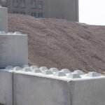 Dónde Comprar Bloques de Cemento en Rosario al Mejor Precio bloques-de-cemento-apilados-en-construccion