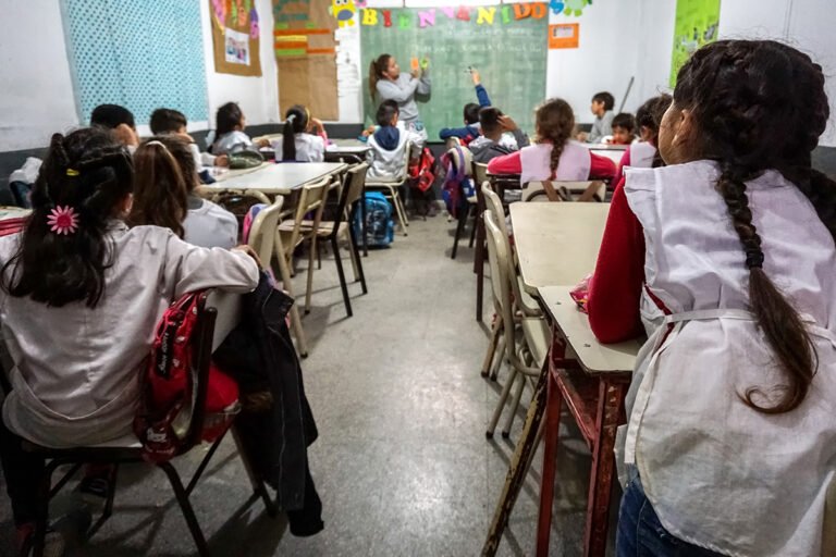 Por Qué La Escuela Se Considera Una Comunidad Política En Argentina