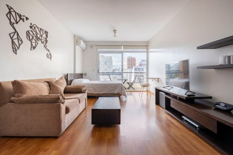 Dónde puedo encontrar Pisos Alemanes en la sucursal de Villa Urquiza