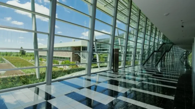 oficina moderna de sancor cooperativa seguros